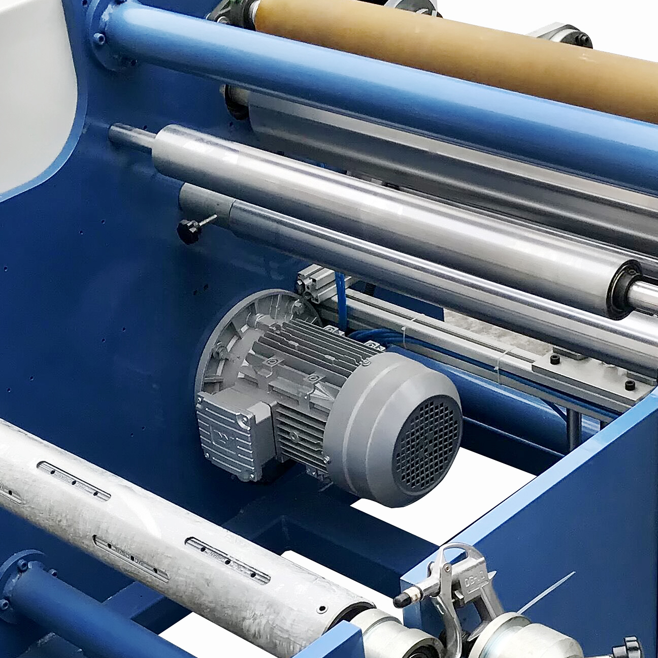 Semi-Automatic Silicone Paper Roll Aluminum Foil Baking Paper Slitter Rewinder Machine